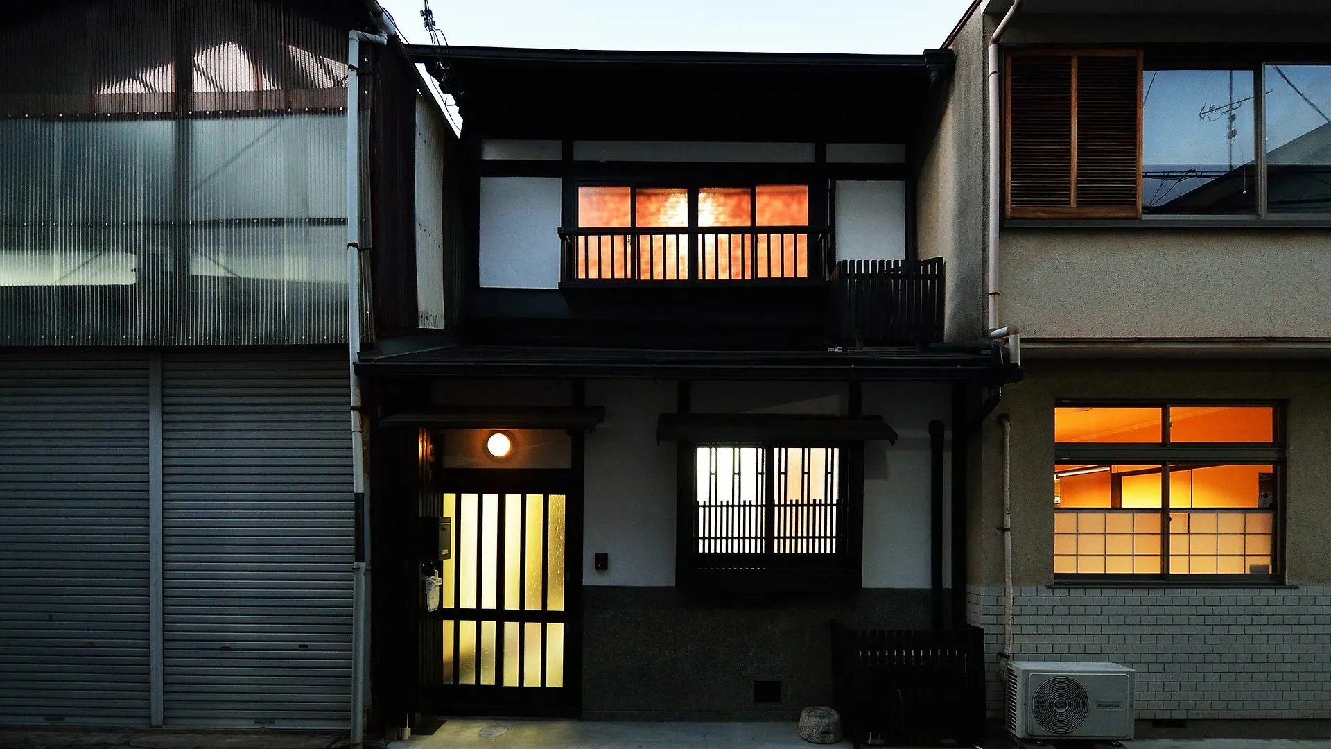 Raku Inn Kyoto 0*,